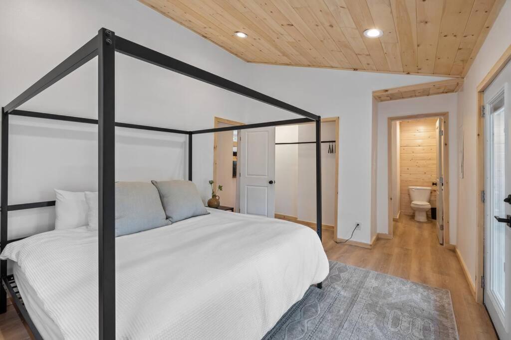 New! Modern Cabin With Two Decks, Bar & Game Room! Gatlinburg Esterno foto